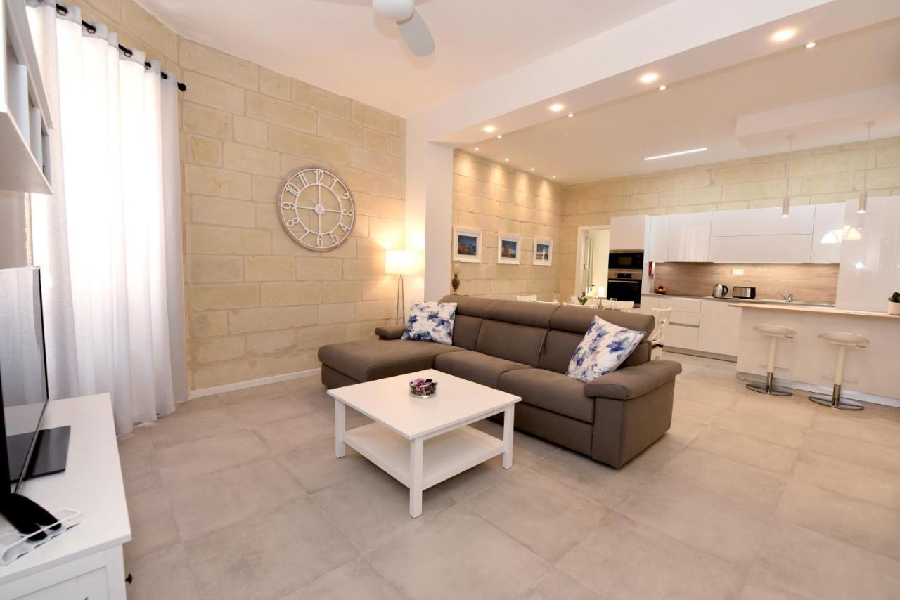 Luxury Maisonette Біргу Екстер'єр фото